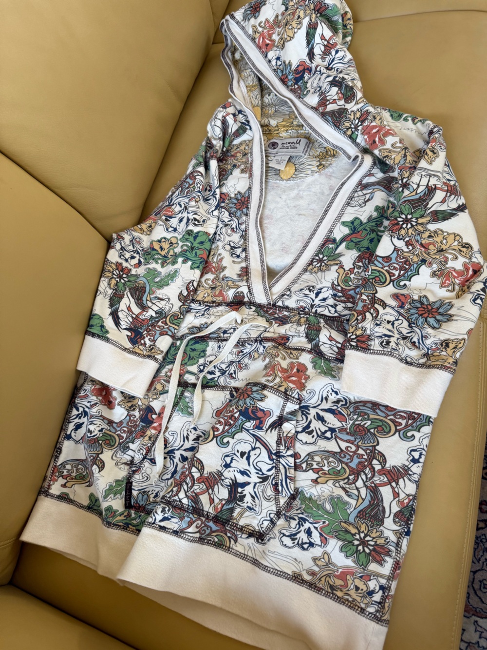 New World Vintage Wear Floral Paisley hoodie sweatshirt